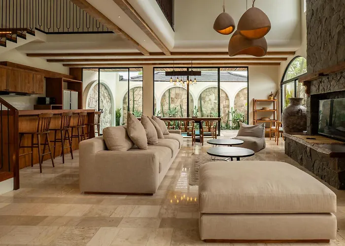 Tuluscoliving 1, 4 Bedroom & 5 Bathroom Kuta (Bali)